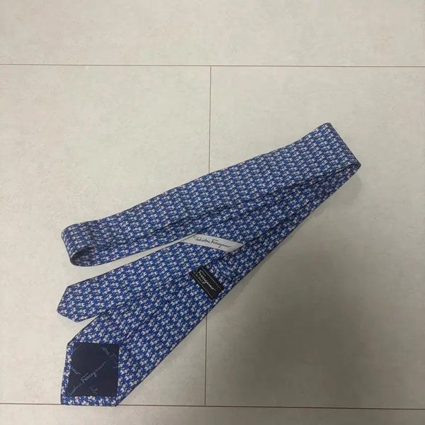 [BUNJANG] Ferragamo 7cm Silk Necktie / 정품 페라가모 넥타이 새상품 7cm