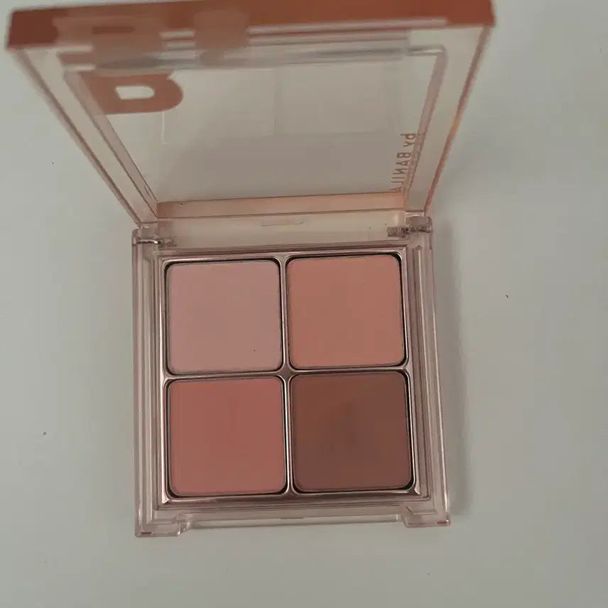 [BUNJANG] Banila Co. Peach Coral Lipstick / 화장품 판매