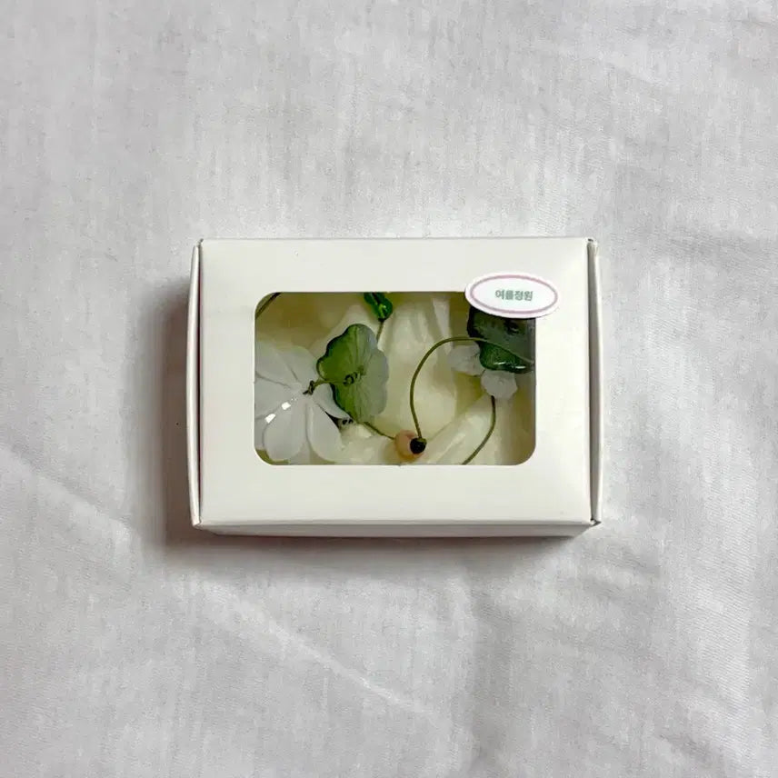 [BUNJANG] Summer Garden (여름정원) String Bookmark - Serenity and Peace - Soft Green - Diary 6-Hole M5 / 여름정원님 끈갈피 고요와 평화 양도합니다 연록 다이어리 6공 m5