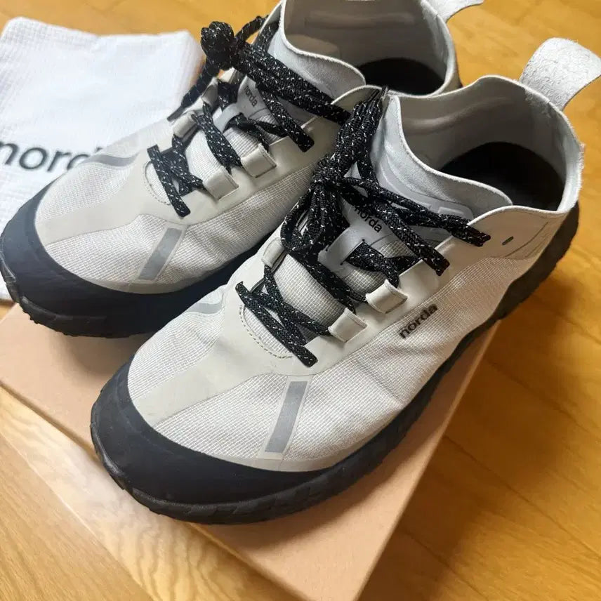 [BUNJANG] Noda 001 Cinder 285mm Sneakers / 노다 001 신더 285 사이즈