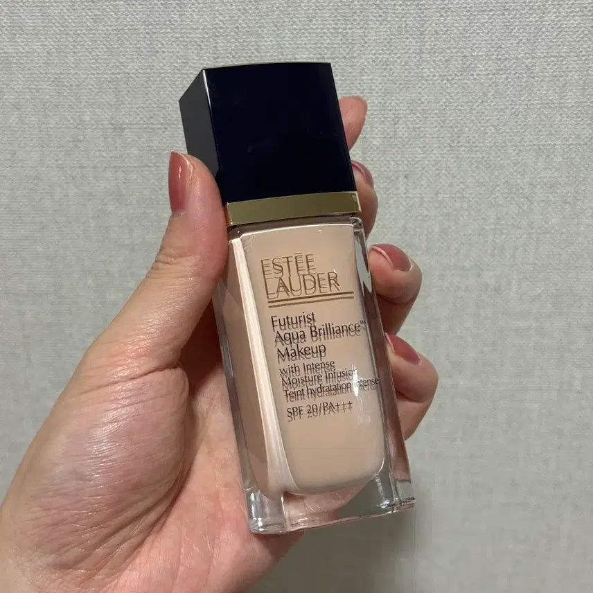 [BUNJANG] Estee Lauder Futurist Hydra Rescue Moisturizing Foundation SPF 45 Cool Porcelain 1C0 / 에스티로더 퓨처리스트 쿨포슬린 1C0