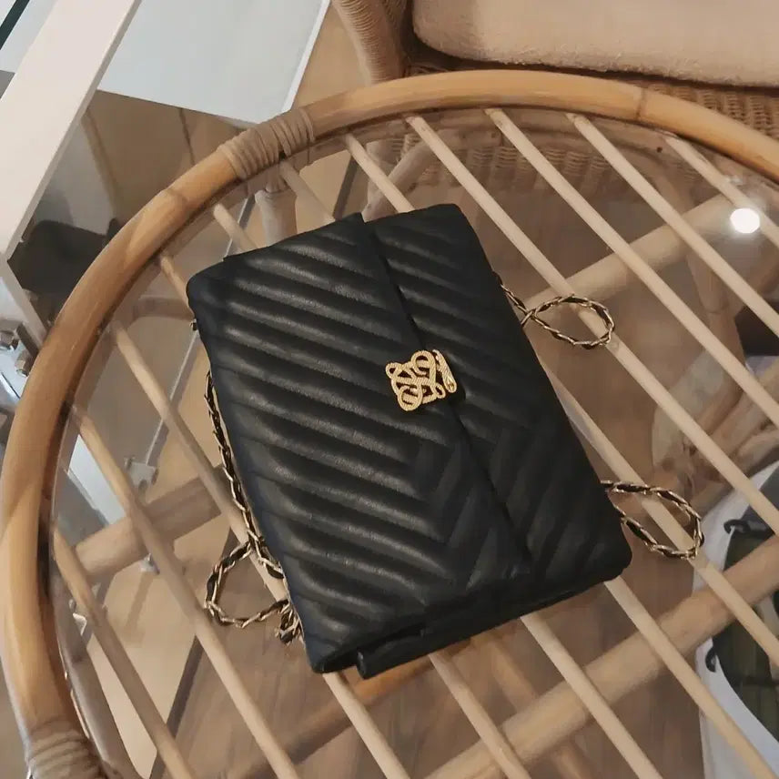 [BUNJANG] Louis Quatorze Authentic Crossbody Bag / 루이까또즈 정품 크로스백