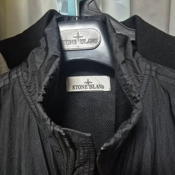 [BUNJANG] Stone Island Black Bomber Jacket / 스톤아일랜드 블랙봄버 자켓*s사이즈*민트급*신형텍*