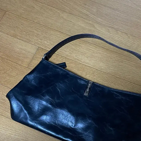 [BUNJANG] Marie Claire Black Leather Shoulder Bag / 마리끌레르 레더 가죽 검정색 숄더백