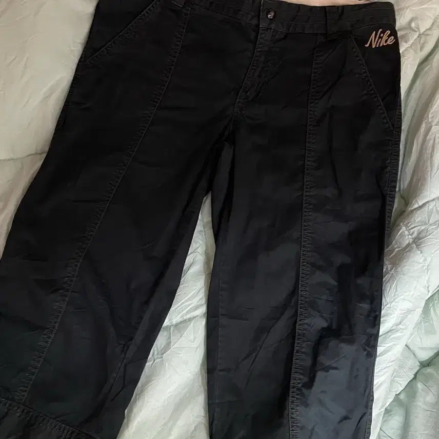 [BUNJANG] Nike Y2k 7-Part Capri Pants / Y2k 나이키 7부 카프리 팬츠