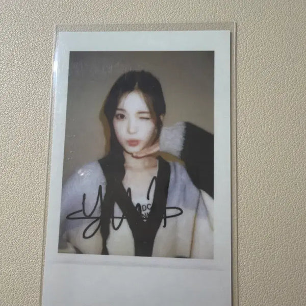 [BUNJANG] HaTooHa Yuha Focus Polaroid Photocard / 바로 안전결제) 하투하 유하 focus 폴라로이드 포카