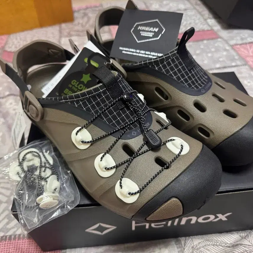 [BUNJANG] Crocs x Helinox Quick Trail Clog Walnut / 크록스 x 헬리녹스 퀵 트레일 클로그 월넛 280