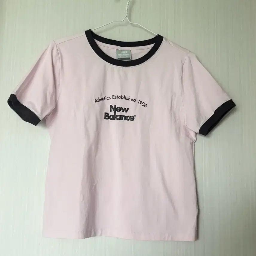 [BUNJANG] New Balance Women's Slim Fit Ringer Short Sleeve T-Shirt / 뉴발란스 여성 링거 반팔티 SLIM FIT , M