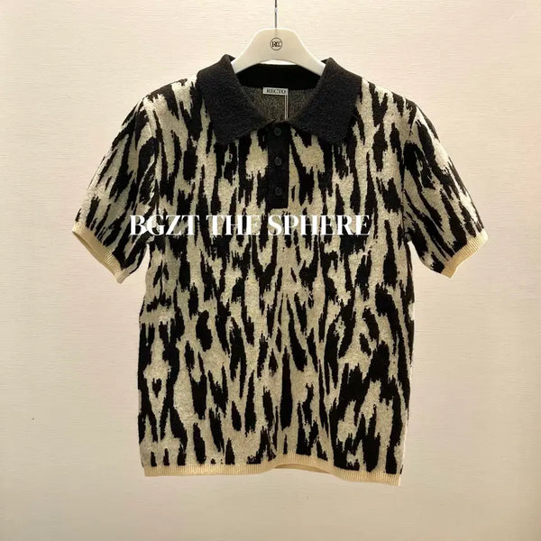 [BUNJANG] Recto 25FW Leopard Jacquard Polo Knit Top Dark Brown / [할인] 렉토 25FW 레오파드 자카드 폴로 니트 탑 다크 브라운