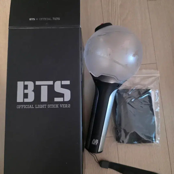 [BUNJANG] BTS Official Light Stick ARMY BOMB Ver.2 / BTS 공식 응원봉 VER.2 ARMY BOMB
