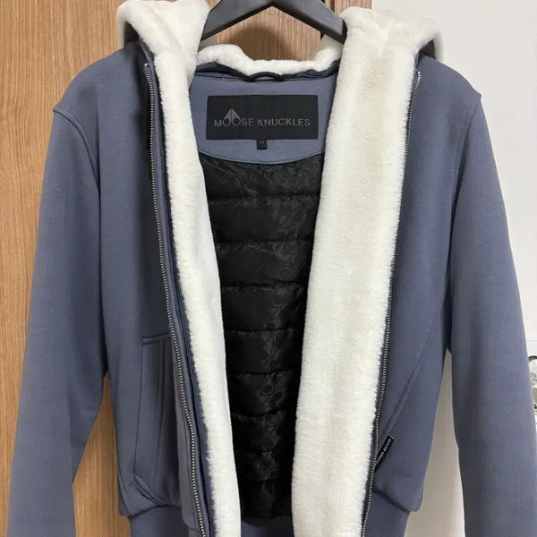 [BUNJANG] Moose Knuckles Bunny Sweater / 무스너클 버니스웨터