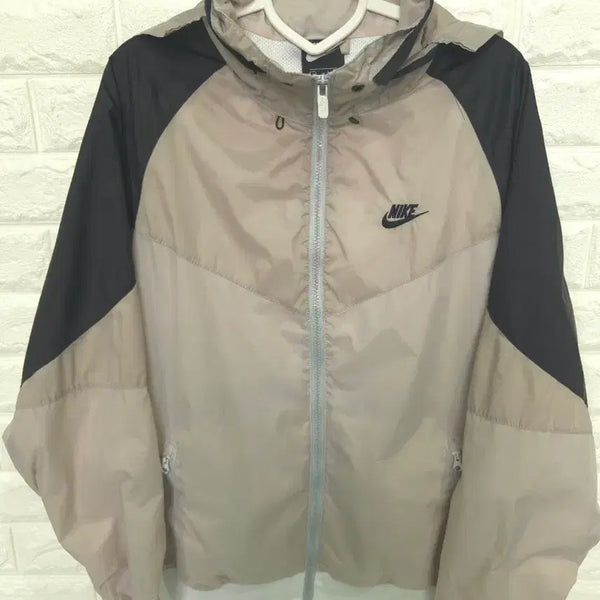 [BUNJANG] Nike Big Swoosh Windbreaker / 나이키 빅스우시 바람막이