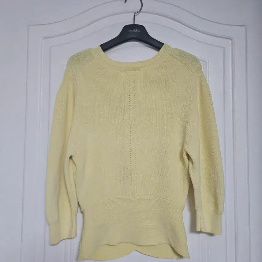 [BUNJANG] It MICHAA Knit Sweater Blouse / 잇미샤 22년니트 예쁜짜임 스웨터 맨투맨 블라우스