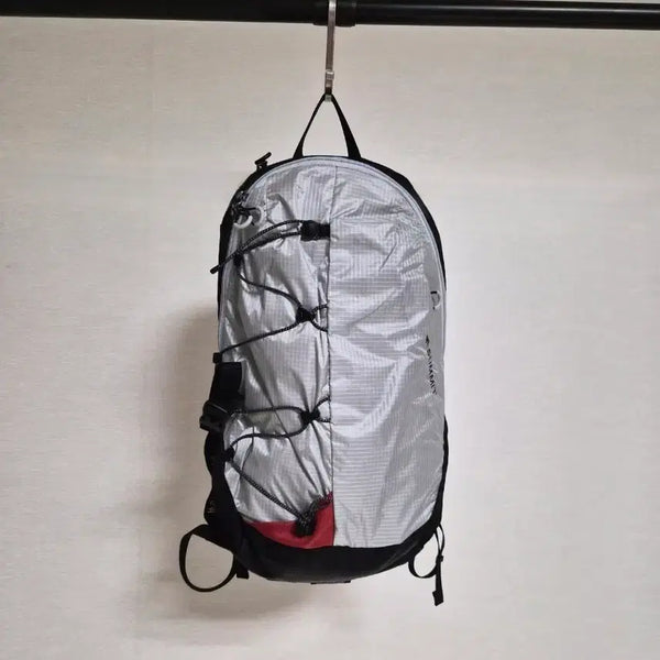 [BUNJANG] Summit Backpack 25L Silver/Black / 서밋 백팩 실버/블랙 25L