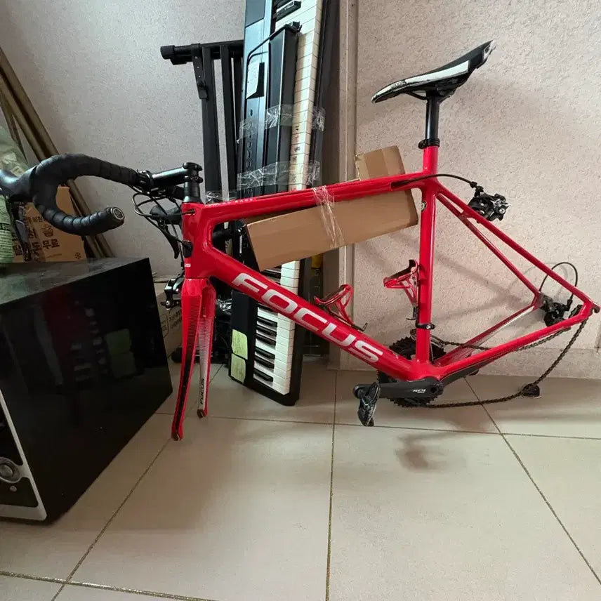 [BUNJANG] Focus Izalco Race L Shimano 105 Road Bicycle / 포커스 이자르코 레이스