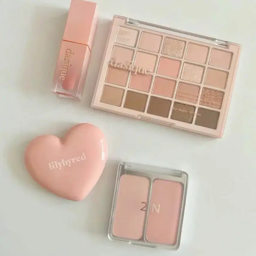 [BUNJANG] Cosmetics Lucky Box / 화장품 랜박 팔어요 이만원 구성