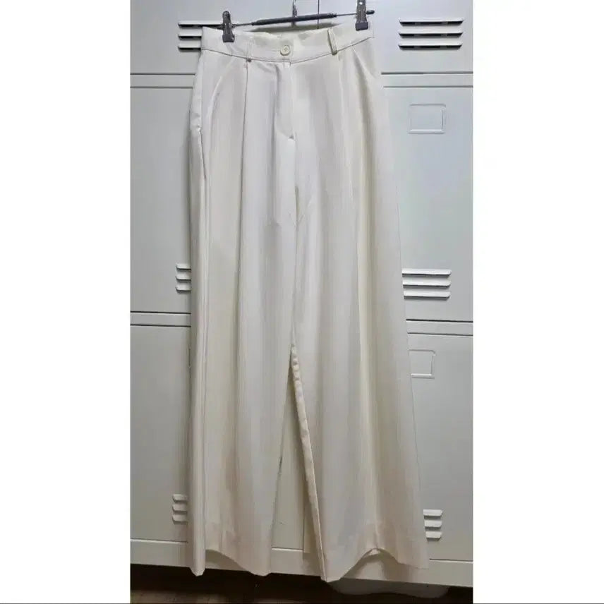 [BUNJANG] One Button Basic Slacks - Ivory, Size S / 원버튼 베이직 슬랙스 - 아이보리,S