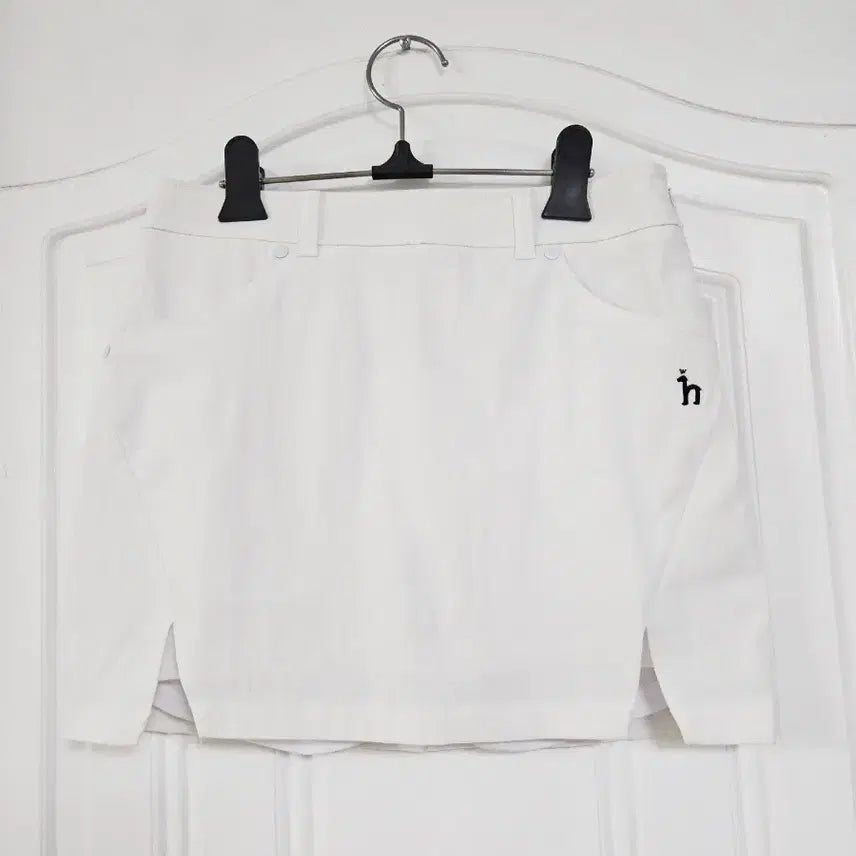 [BUNJANG] Hazzys Golf Front Slit Golf Skirt Tennis Mini Skirt / 헤지스골프 골프스커트 앞슬릿 골프치마 테니스 미니스커트