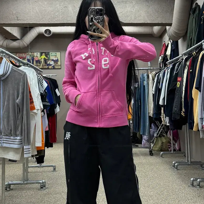 [BUNJANG] Abercrombie Embroidered Logo Vintage Zip-Up Hoodie M / 아베크롬비 자수 로고 빈티지 후드집업 S190