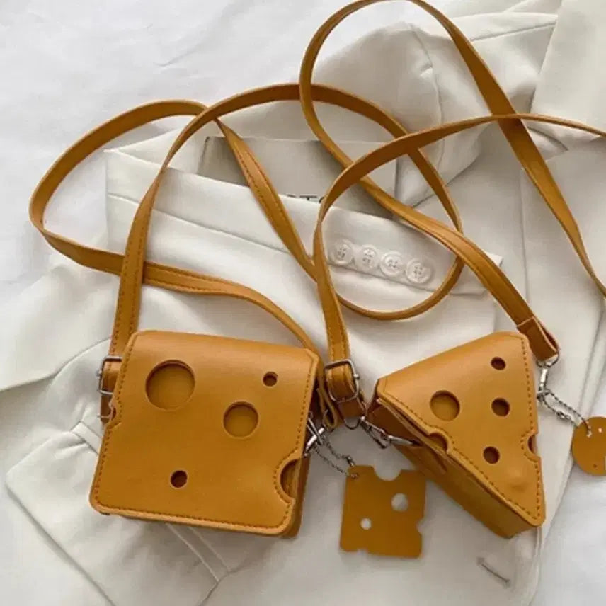 [BUNJANG] Cheese Shaped Mini Crossbody Bag / 치즈 모양 미니 크로스백