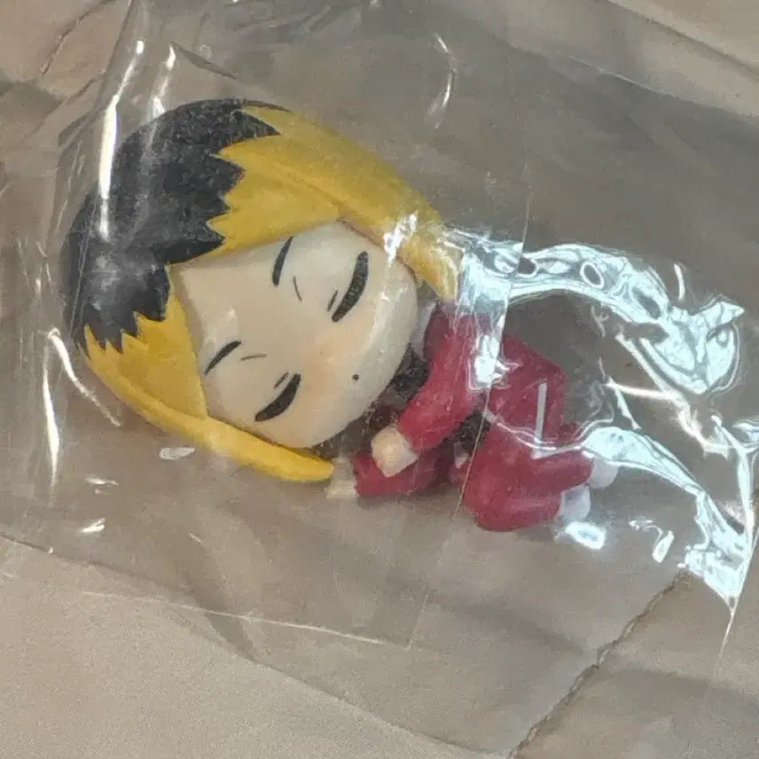 [BUNJANG] Haikyuu!! Kenma Kozume Sleeping Figure / 하이큐 켄마 잠자는 가챠