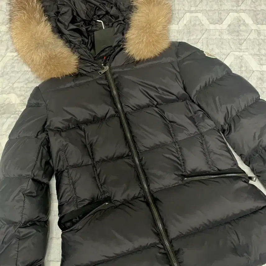 [BUNJANG] Moncler Bourdèe Size 2 / 몽클 보에드 2사이즈