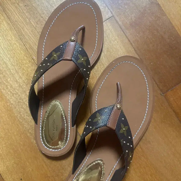 [BUNJANG] Louis Vuitton Monogram Flip-Flop Sandals / 루이비통 모노그램 쪼리 샌들 245-255
