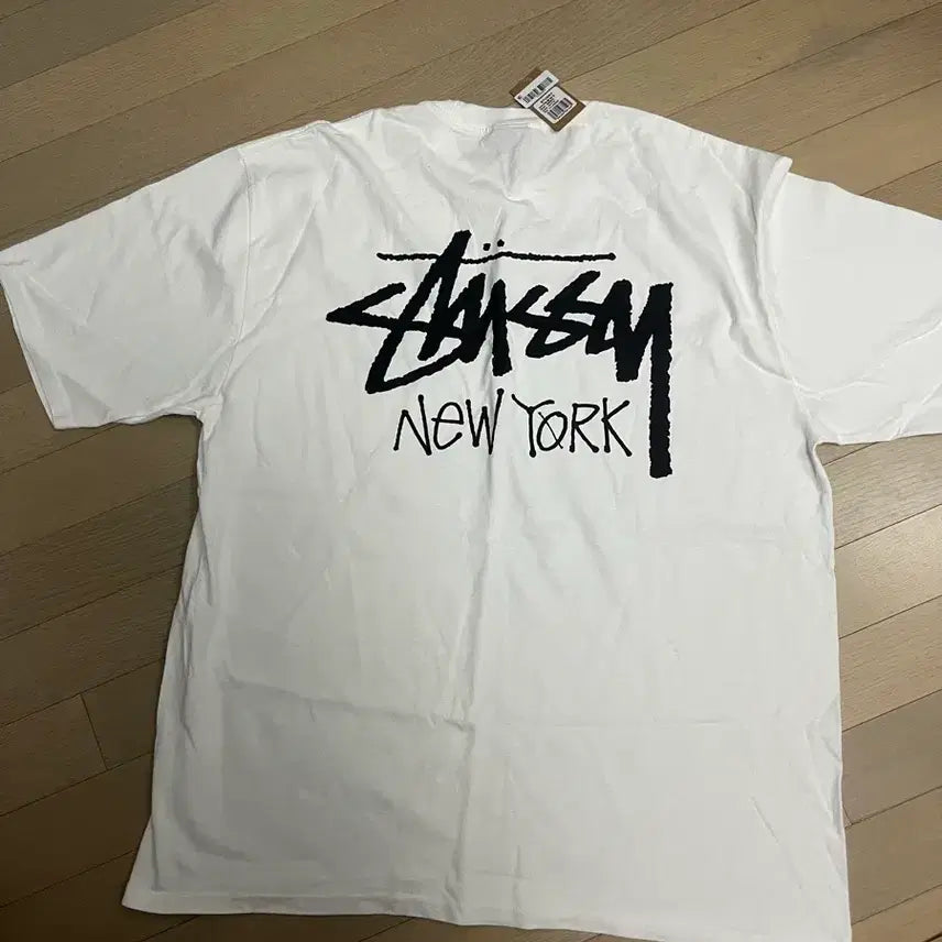 [BUNJANG] Stussy New York XL White T-Shirt / 스투시 뉴욕 엑스라지 흰색
