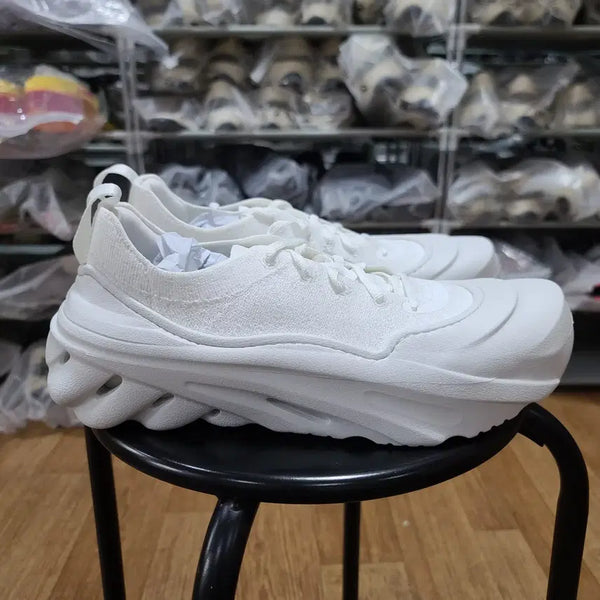 [BUNJANG] Crocs Echo Surge Clog 250mm White / [크록스] 에코 서지 [250] [210079-10R]