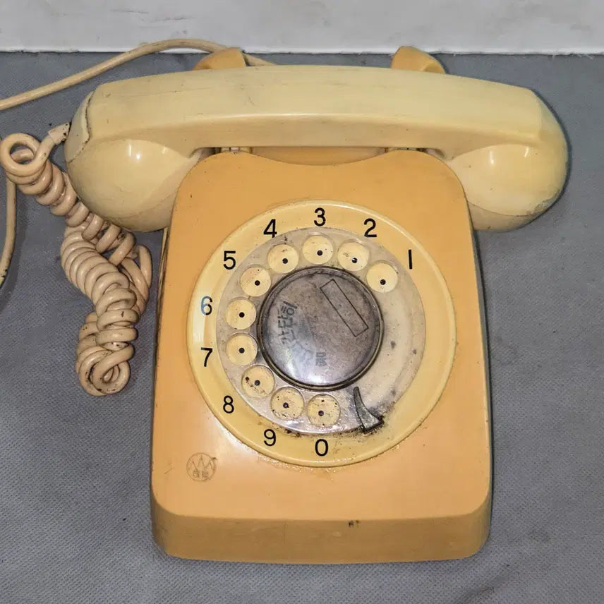 [BUNJANG] 1970s Yellow Ministry of Communications Rotary Phone / 70년대 노란색 체신부 전화기