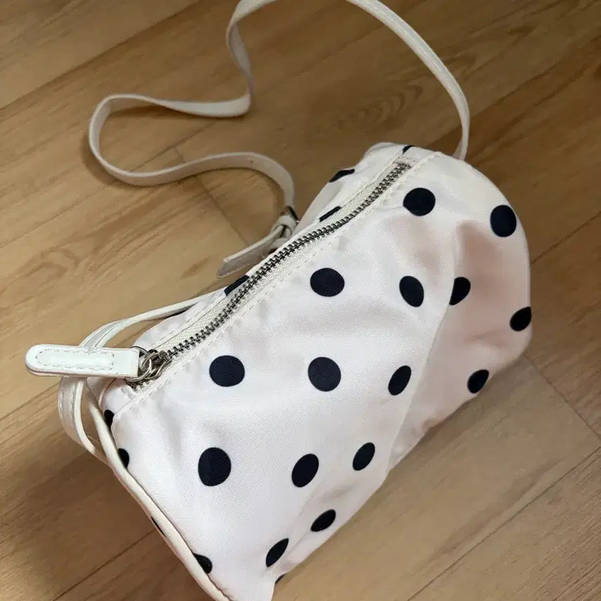 [BUNJANG] Dot Pattern Crossbody Bag - Ivory / 도트 크로스백 아이보리