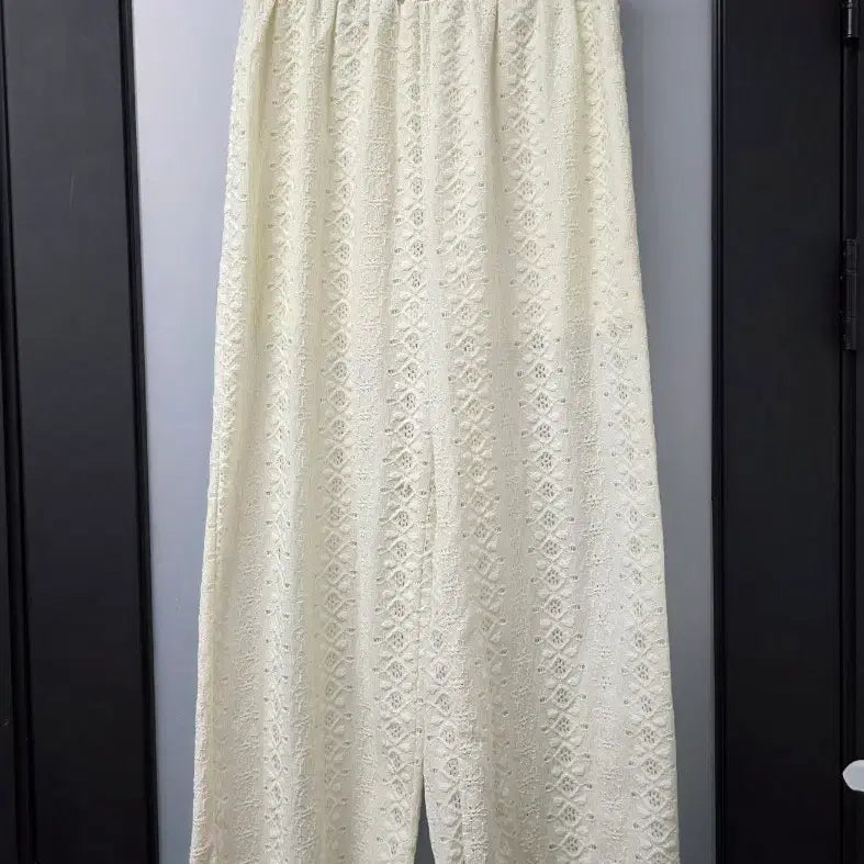 [BUNJANG] Banding Cotton Crochet Wide Pants / 밴딩 코튼 크로쉐 와이드팬츠