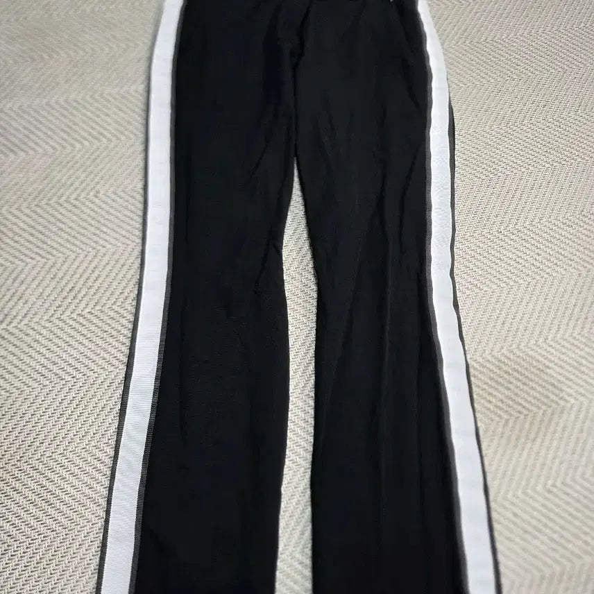 [BUNJANG] Wack Golf Wear Black Side Line Slacks Pants / 26) 왁 블랙 사이드라인 슬랙스 팬츠