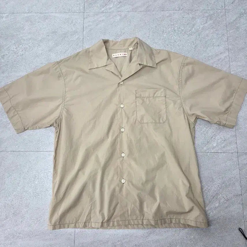 [BUNJANG] Uniqlo x Marni Oversized Open Collar Shirt (Khaki/Beige) / M 유니클로 마르니 콜라보 오버핏 오픈칼라 셔츠 (카키/베이지)