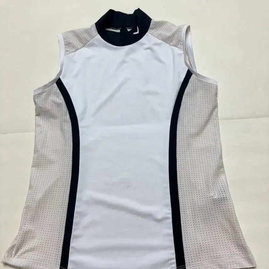 [BUNJANG] Callaway Women's Performance Mesh Sleeveless Golf Top / (상태AA) 캘러웨이 기능 메쉬 라운딩 민소매나시티90(55-66)