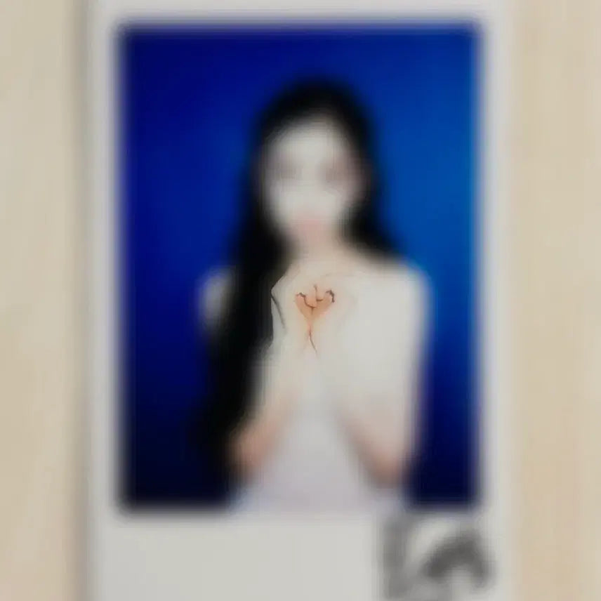[BUNJANG] TripleS Jiyeon Signed Polaroid / 260802 트리플에스 지연 싸인 폴라로이드 triples jiyeon sign polaroid