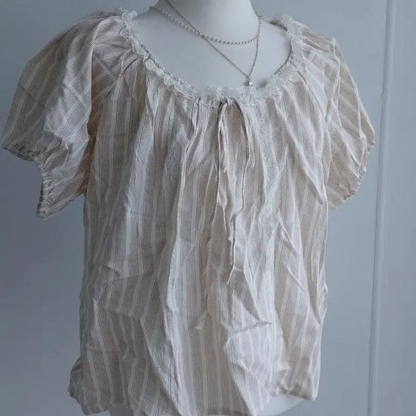 [BUNJANG] Stripe Lace Neck Puff Sleeve Blouse / [새상품] 스트라이프 레이스 넥 퍼프 소매 블라우스