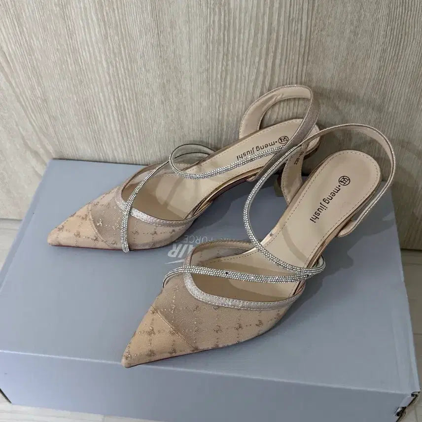 [BUNJANG] Seethrough Cubic Slingback Heels - 225 / 시스루 큐빅 슬링백 힐 225