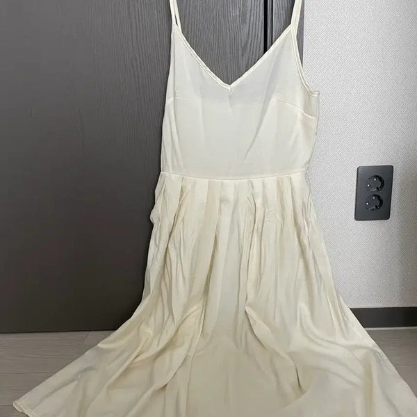 [BUNJANG] Ivory Strap Sleeveless Dress / 아이보리 끈 나시 원피스