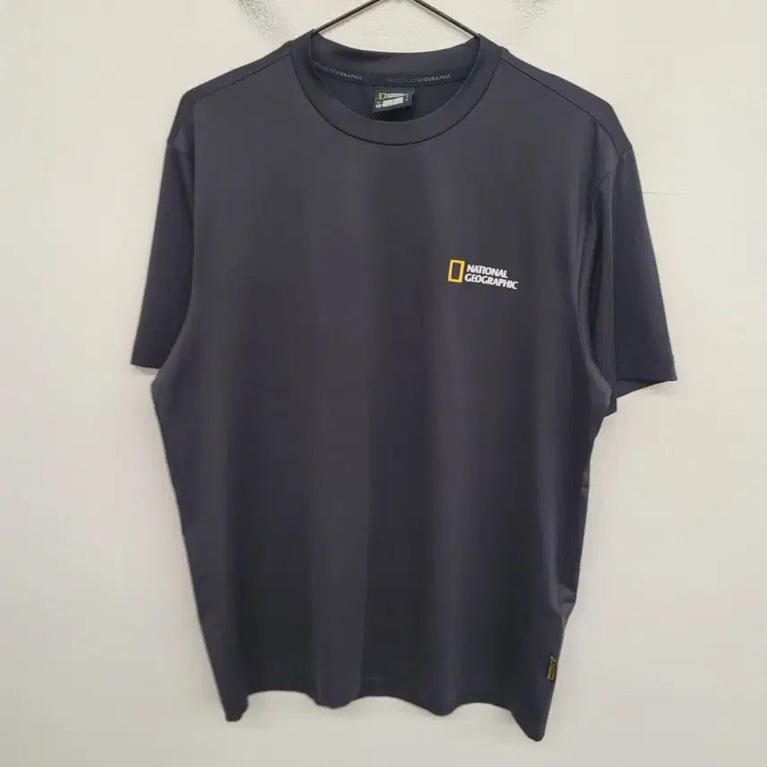 [BUNJANG] National Geographic Functional T-Shirt (Size M) / [95/M] 내셔널지오그래픽 기능성 반팔티 티셔츠