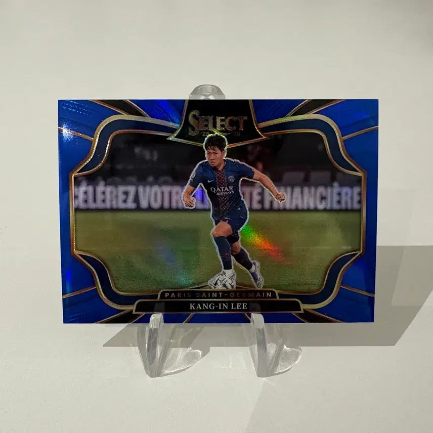 [BUNJANG] Panini Select Ligue 1 PSG Kang-In Lee 2025-26 Blue Field Level 40-Limited Card / 2025-26 셀렉트 리그1 PSG 이강인 40한정 블루 필드레벨 카드