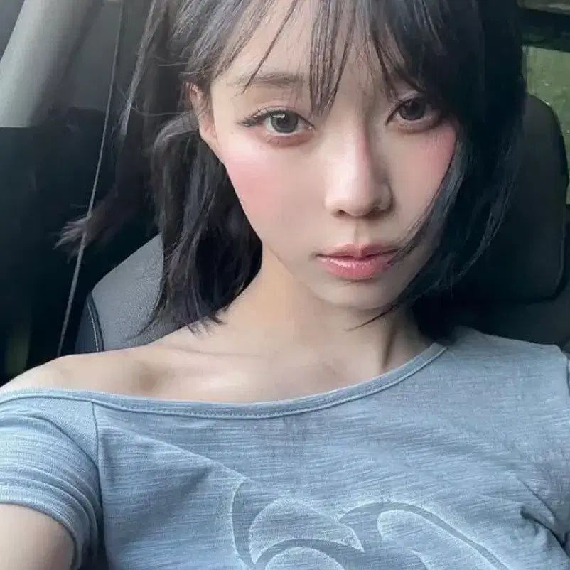 [BUNJANG] AZON Kiki Slim T-Shirt Grey / 애즈온 키키 슬림티 그레이