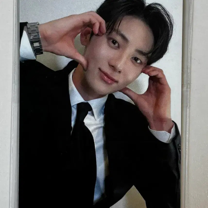 [BUNJANG] Hwang Minhyun 'My Summer' Bol Heart Photocard / 황민현 나의여름 황도존 볼하트 포카