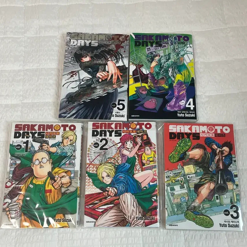 [BUNJANG] Sakamo Days Manga Volumes 1-5 Bundle Set / 사카모토데이즈 만화책 1-5권 일괄