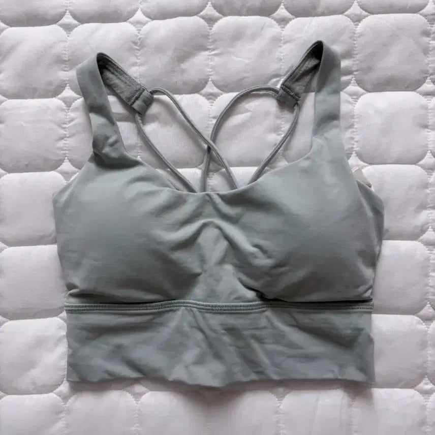 [BUNJANG] Lululemon Sports Bra Size 2 / 룰루레몬 브라탑 스포츠 브라 사이즈 2