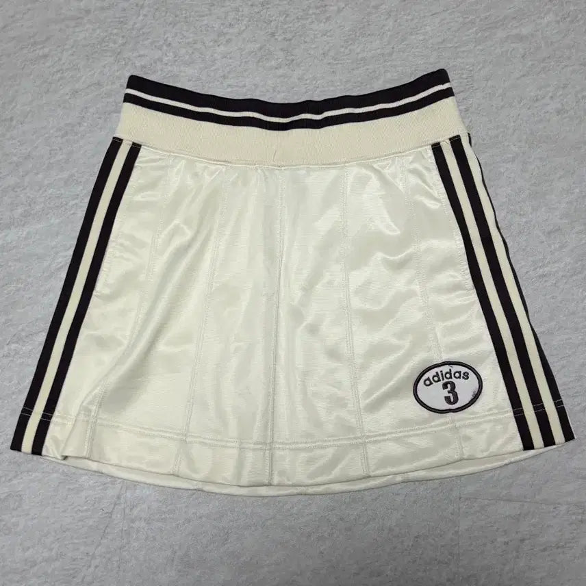 [BUNJANG] Adidas Vintage Banding Skirt / 아디다스 빈티지 져지 밴딩 스커트