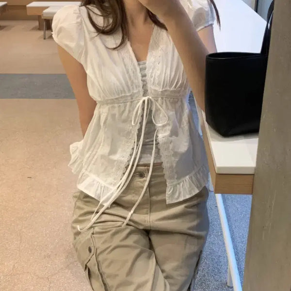 [BUNJANG] Youini Eva Ruffle Blouse / 유이니 블라우스 Eva ruffle blouse