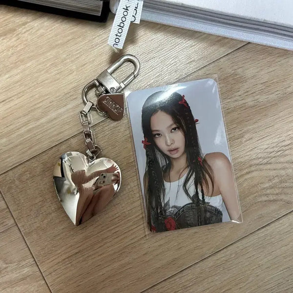 [BUNJANG] BLACKPINK Jennie Born Pink Keyring / 블랙핑크 제니 본핑크 키링