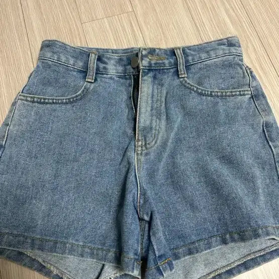 [BUNJANG] Denim Shorts / 청 반바지