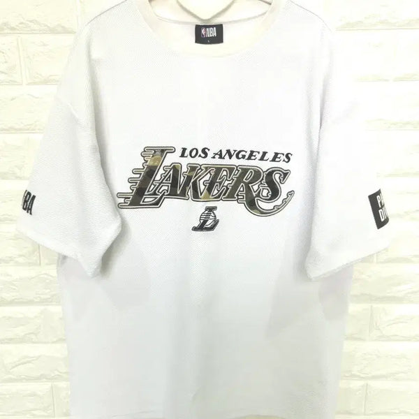 [BUNJANG] NBA Los Angeles Lakers Camo Loose Fit T-Shirt / NBA LA 레이커스 카모 고주파 루즈핏 반팔 티셔츠